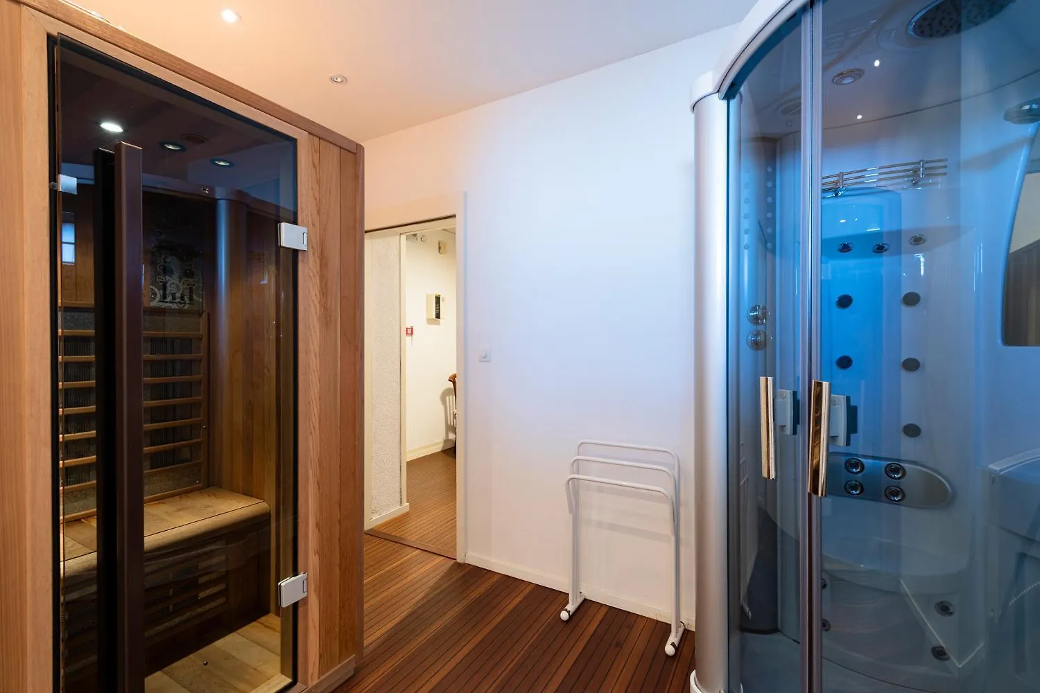 بيت للعطل Villa Heart Of Evian Swimming Pool