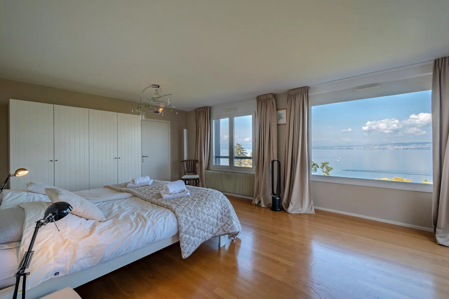 بيت للعطل Villa Heart Of Evian Swimming Pool